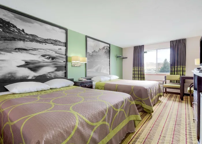 Super 8 By Wyndham River Hotel Green River