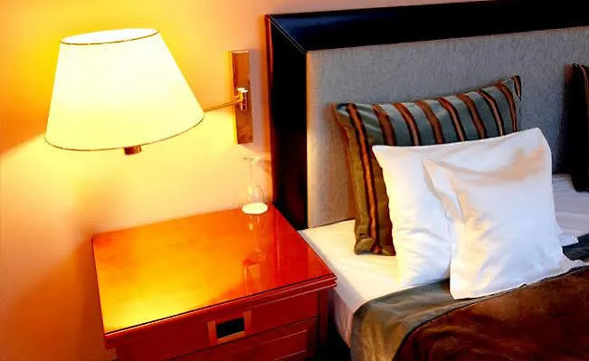 Hotel Super 8 By Wyndham River Green River